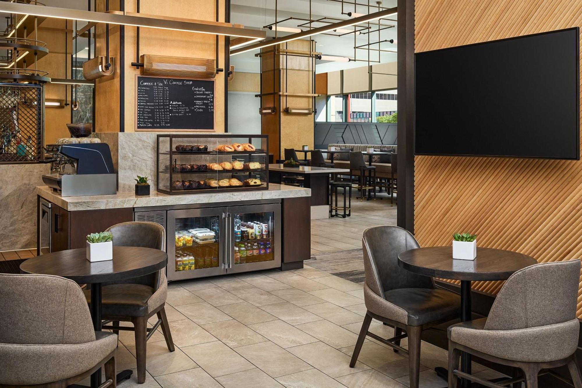 The Westin Denver Downtown Exterior photo