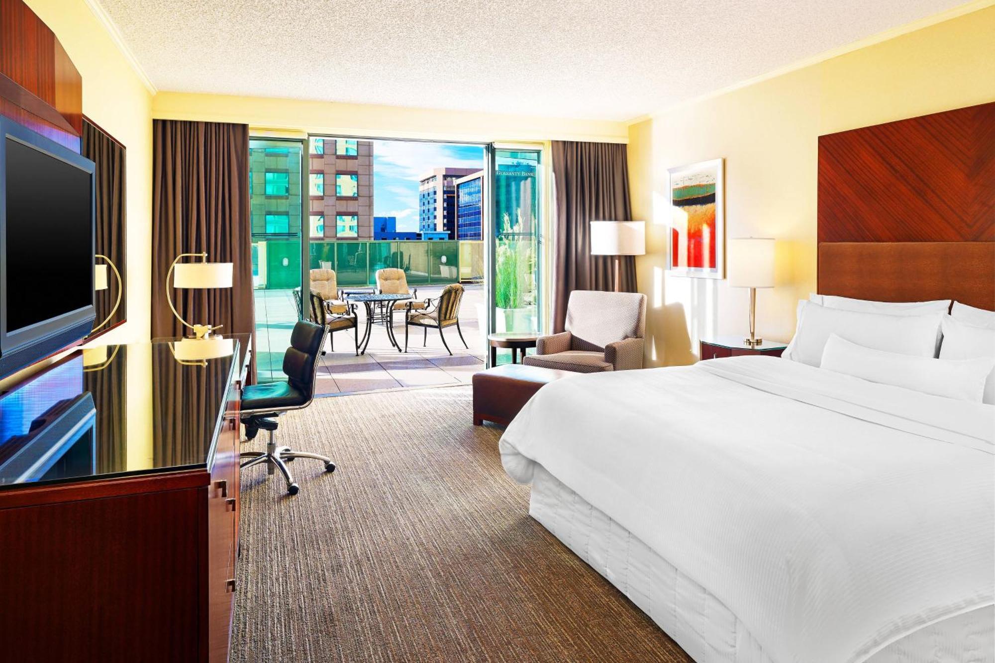 The Westin Denver Downtown Exterior photo