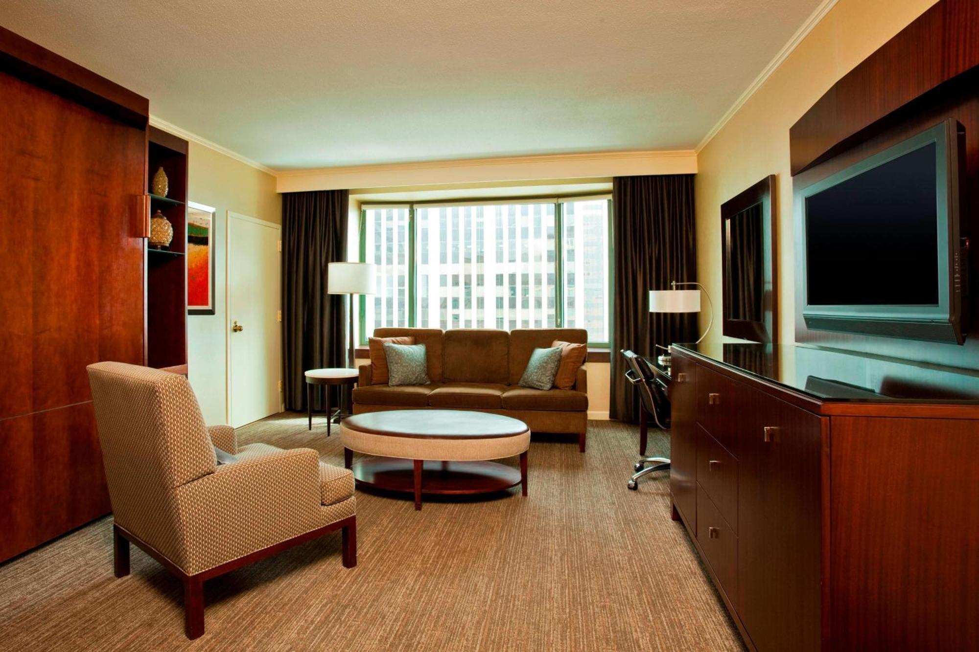 The Westin Denver Downtown Exterior photo